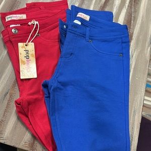 2 pairs of pop looks skinny “jeans” red and blue size L